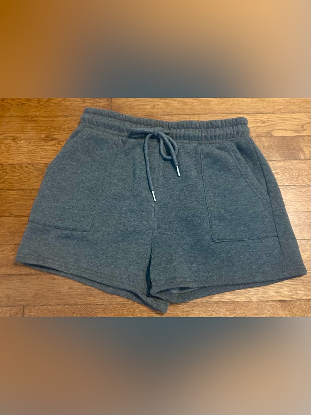 Love Streak Olive Pull On Sweat Shorts, Large